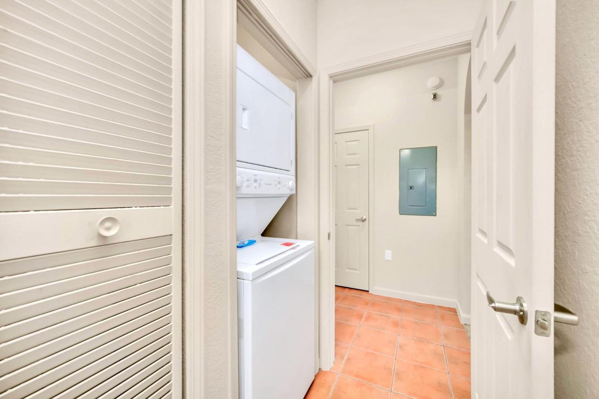 Modern 2Br Condo - Hot Tub And Pool - Near Disney Orlando Extérieur photo